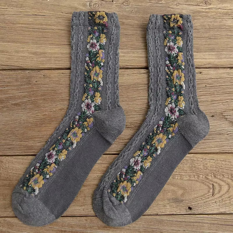 Women'S Socks Pure Cotton Flower Embroidery Medium Tube Socks Retro 2024 Trend Ethnic Style Spring Summer