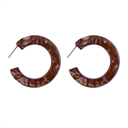 The Avocado C-Shaped Earrings – Minimalist Shell Gloss Style