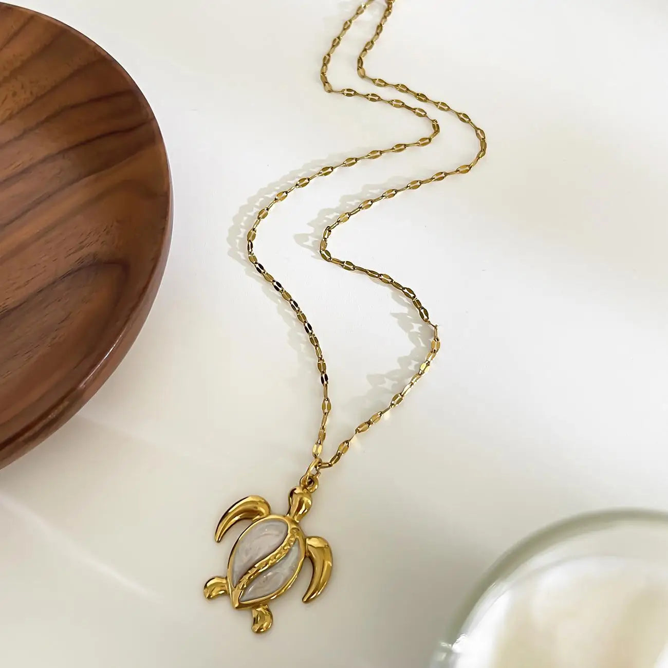 The Starfish & Shell Pendant Necklace – Trendy Stainless Steel Beach Jewelry