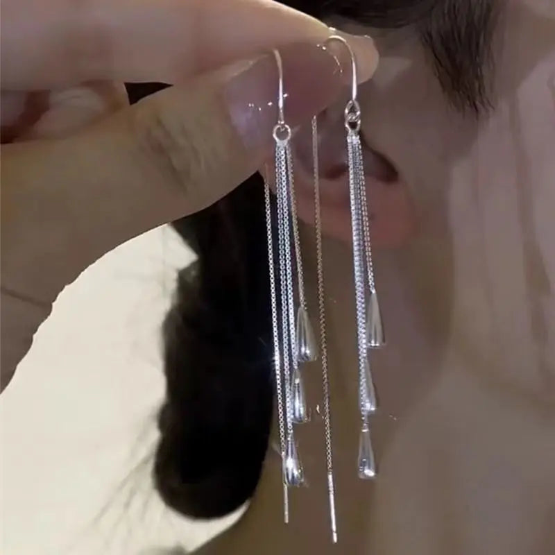 Angel Eye Tulip Petal Hoop Earrings – Gold & Rhinestone