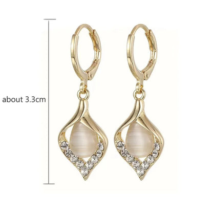 Angel Eye Tulip Petal Hoop Earrings – Gold & Rhinestone
