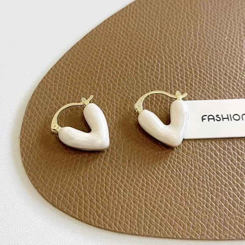 🤍 Korean Sweet Minimalist Heart Drop Earrings