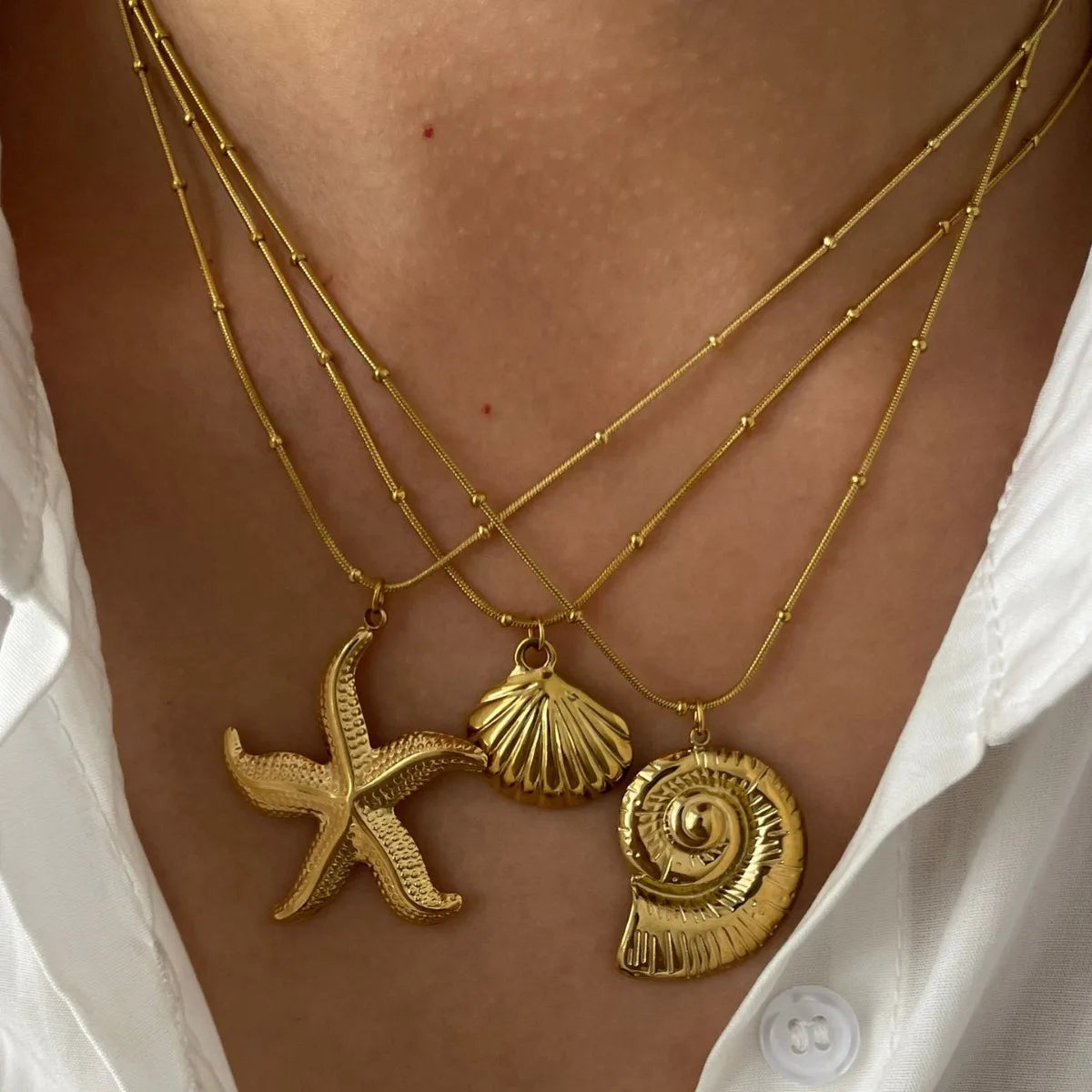 The Starfish & Shell Pendant Necklace – Trendy Stainless Steel Beach Jewelry