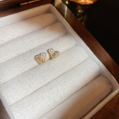 Pearl Heart Stud Earrings – Elegant Love Edition