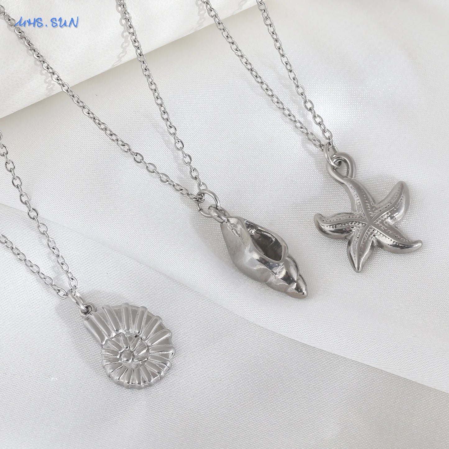 The Starfish & Shell Pendant Necklace – Trendy Stainless Steel Beach Jewelry